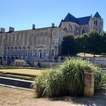 Du Puits De La Barre בית נופש *