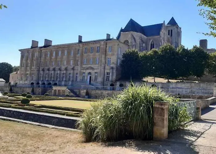 Du Puits De La Barre Сasa de vacaciones *